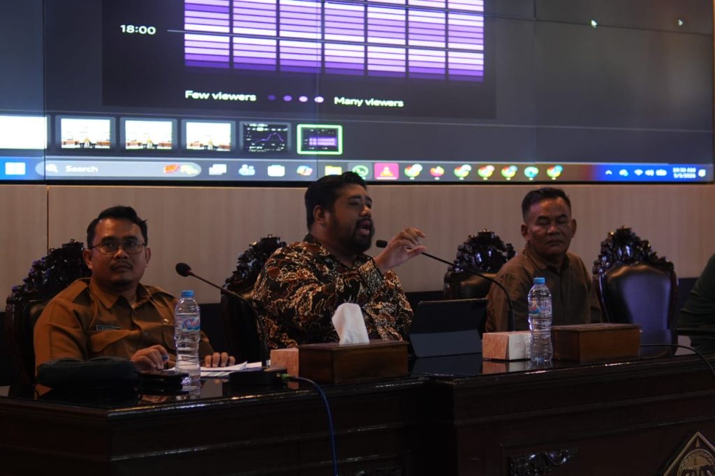 Tekanan dan Adaptasi di Balik Layar Medsos Pemerintah